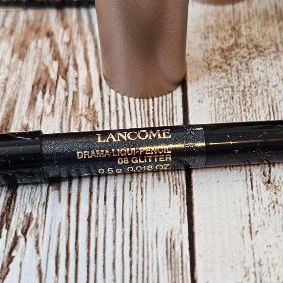 Women's Lancome Makeup Set of 8 - Picture 10 of 11